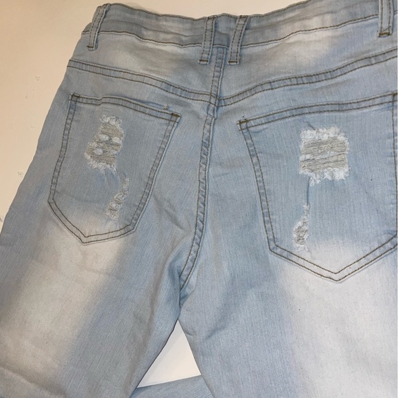 MEN’S slim straight jeans Rose embroidered 28 NWT - Picture 10 of 11